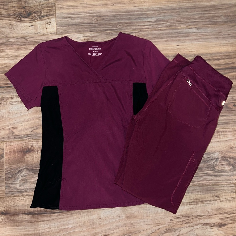 flexibles by cherokee scrub set